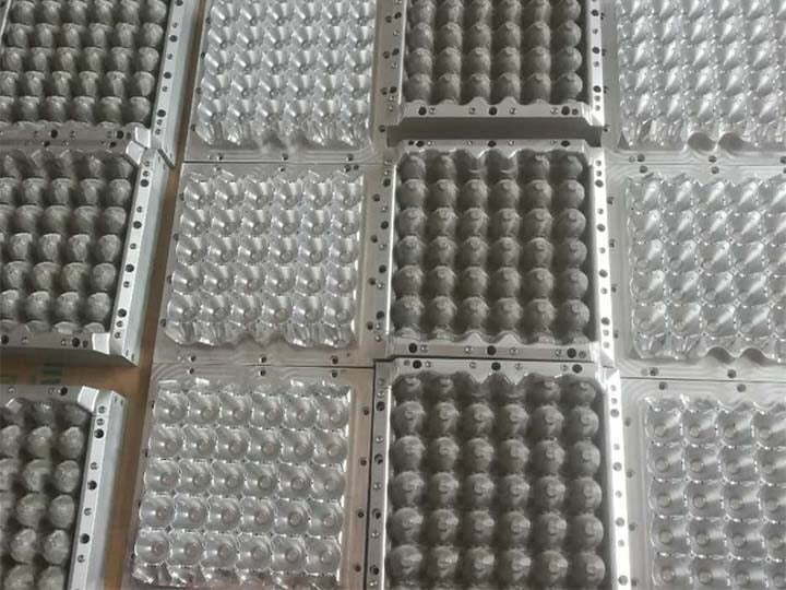 The stock of the egg tray mold